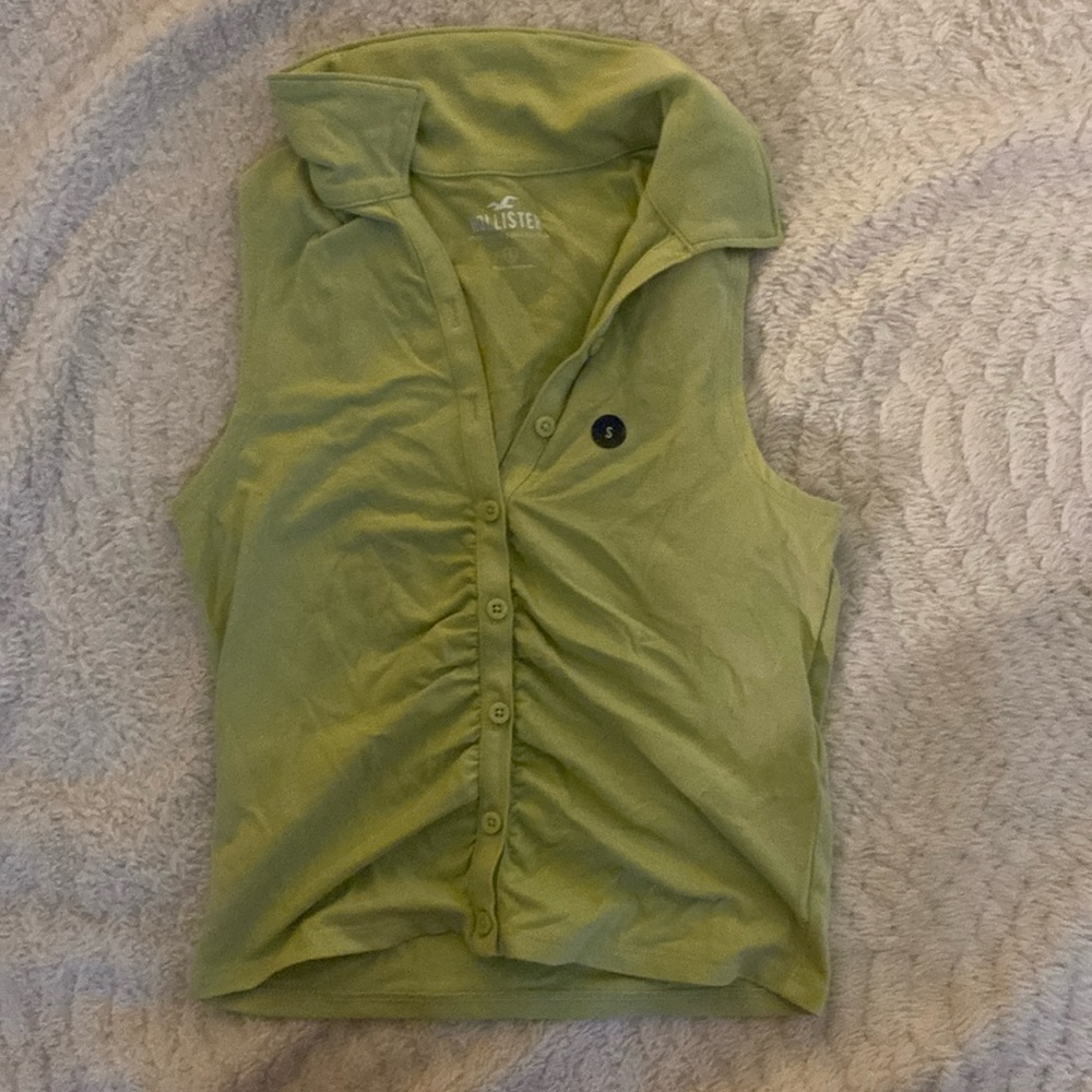 green Hollister top